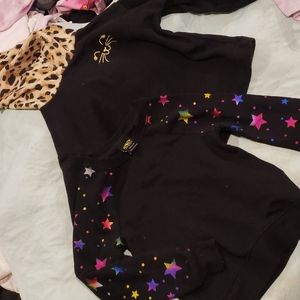 2 Sweat shirts 4-5 T